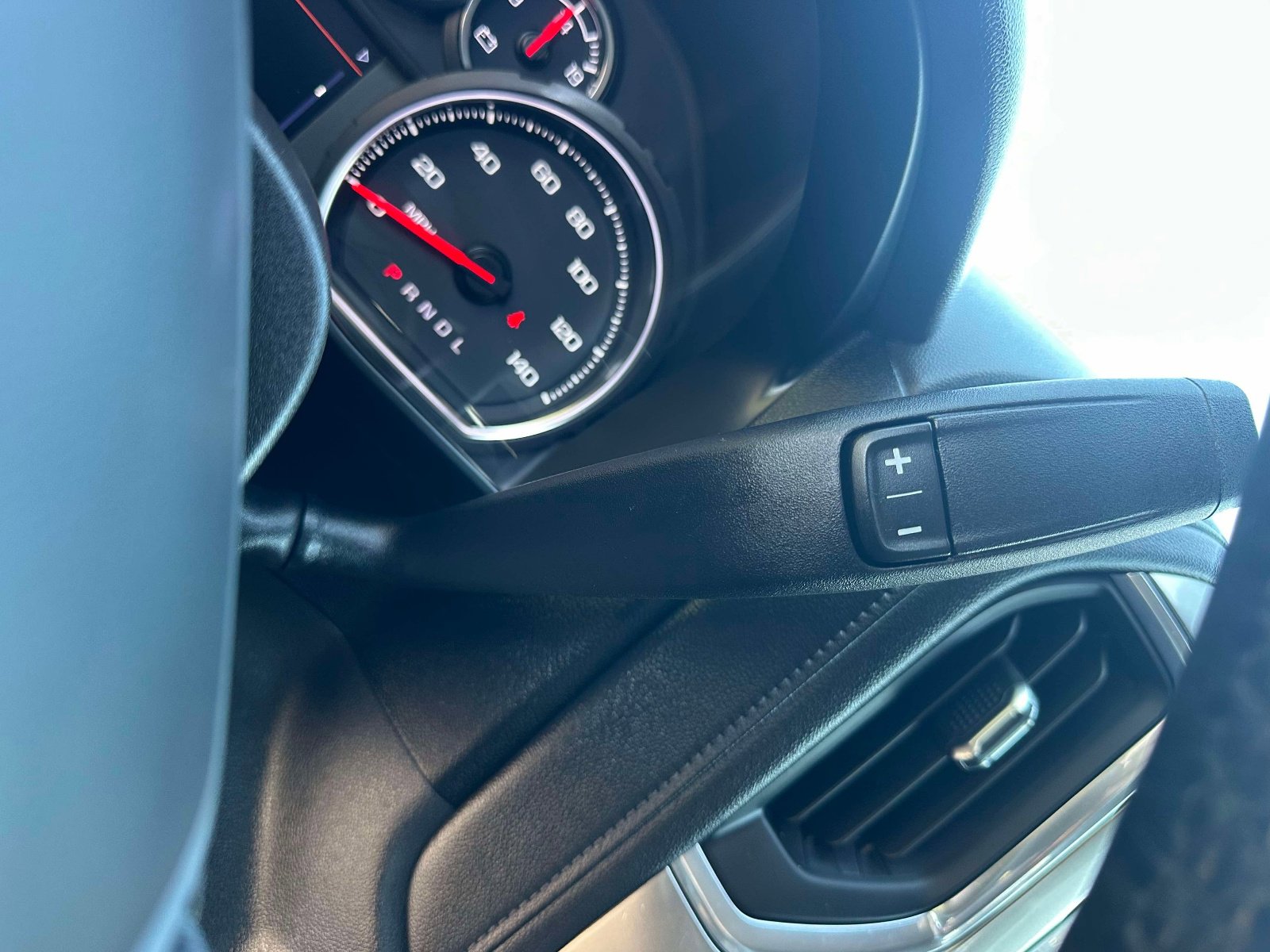 Used 2021 Chevrolet Silverado 1500 LT Trail Boss w/ Convenience Package II image 16