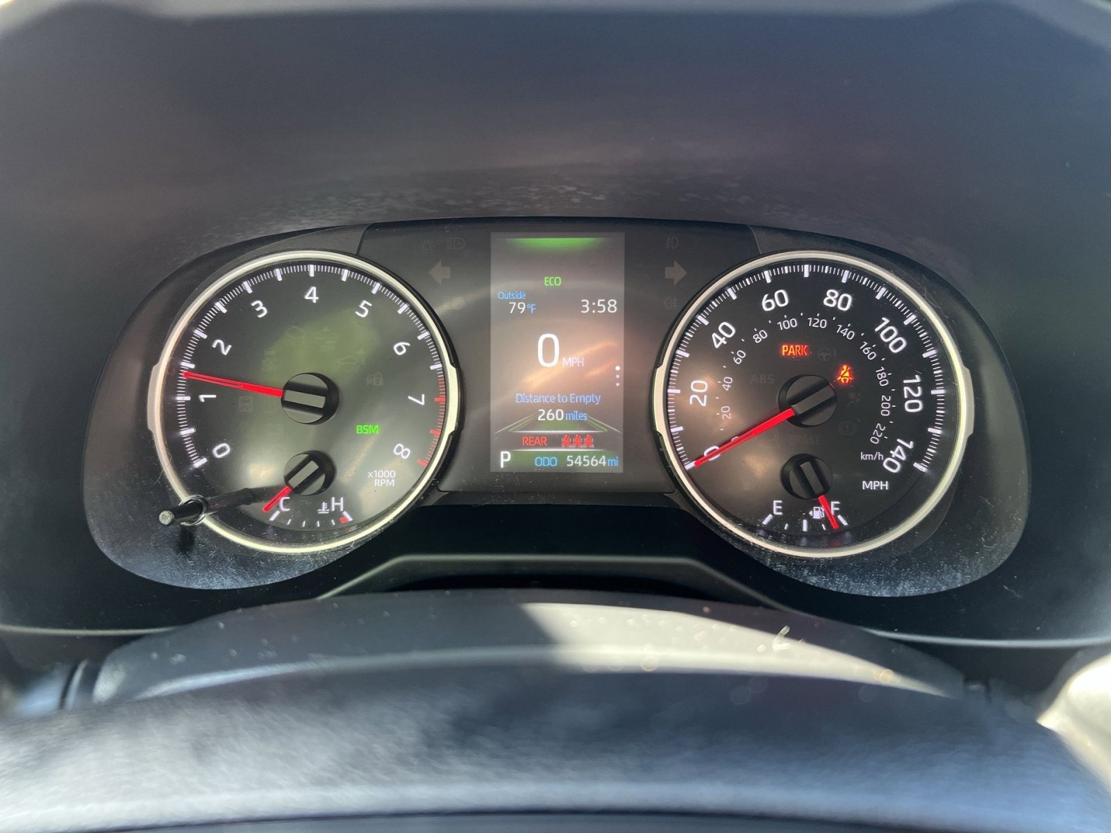 Used 2022 Toyota RAV4 XLE AWD/4WD image 25