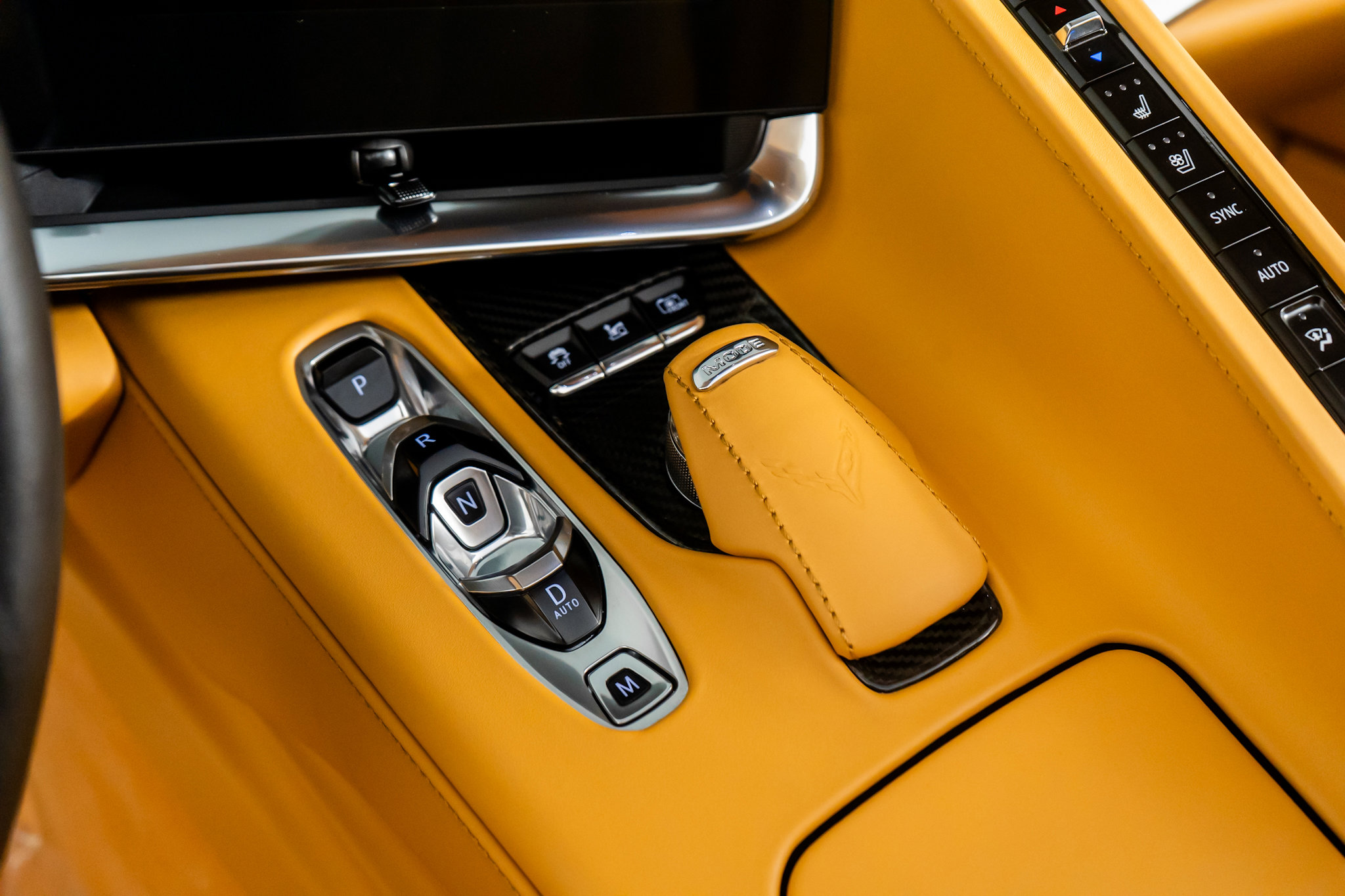 Used 2020 Chevrolet Corvette Stingray Premium Cpe w/ 3LT image 38