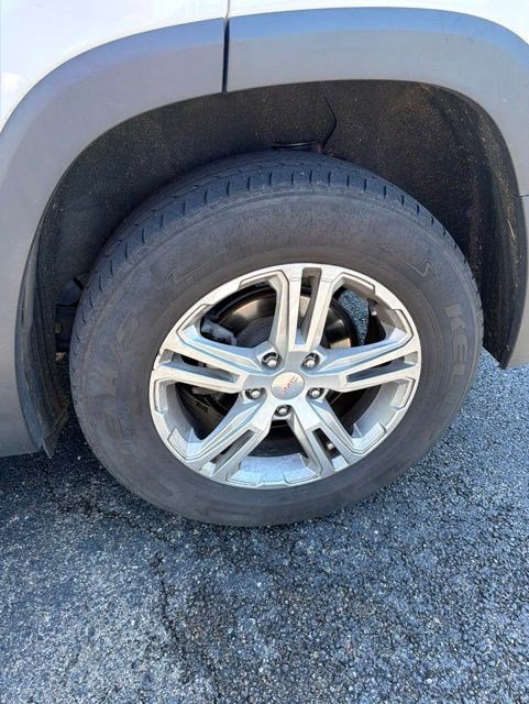 Used 2019 GMC Terrain SLE FWD image 21