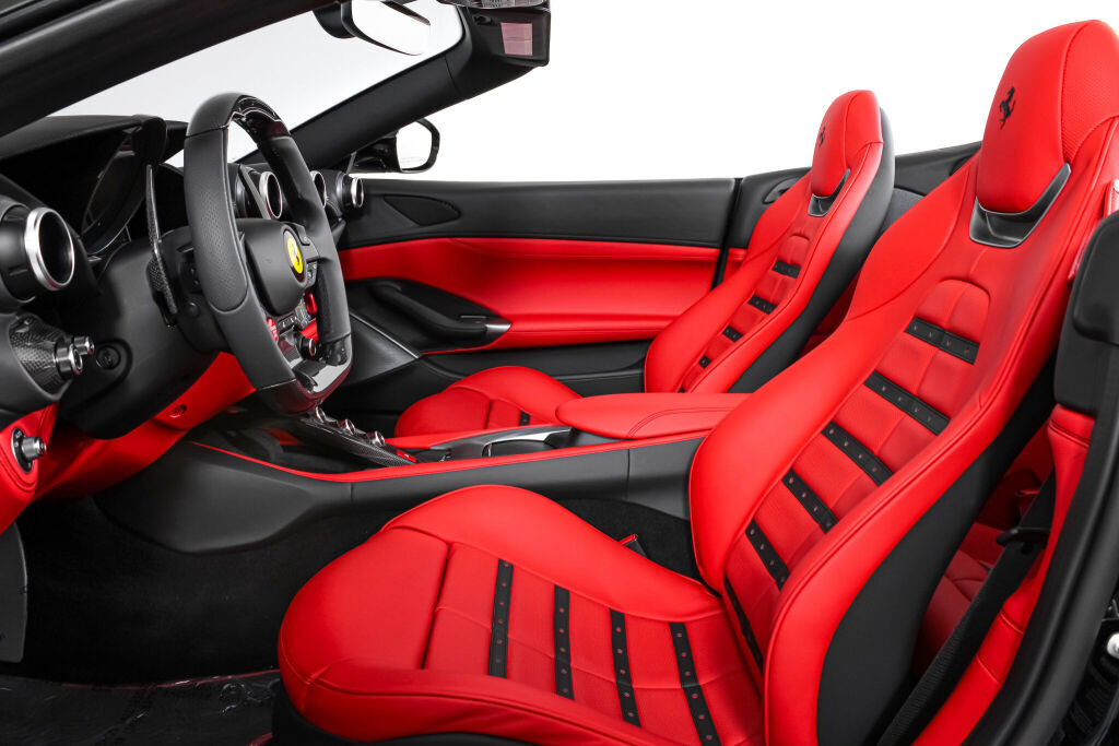 Certified 2023 Ferrari Portofino M image 4