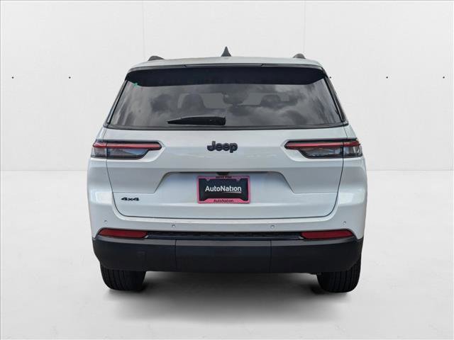 New 2025 Jeep Grand Cherokee L Laredo image 8