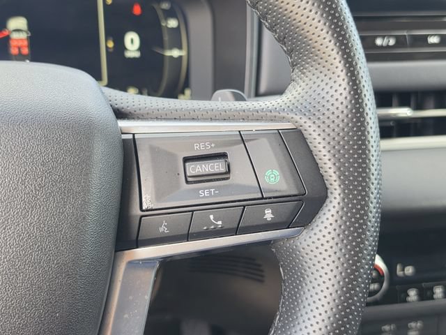 Used 2025 Mitsubishi Outlander SE FWD image 23