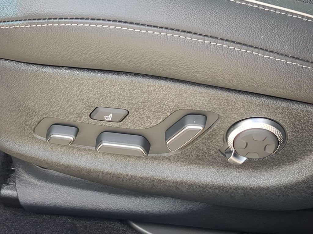 Used 2024 Genesis G80 2.5T w/ Sport Prestige Package image 18