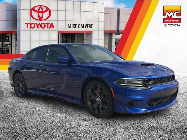 Used 2018 Dodge Charger R/T w/ Plus Group RWD image 7