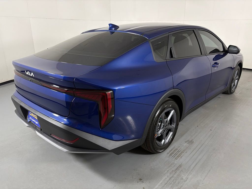 New 2026 Kia K4 FWD image 8