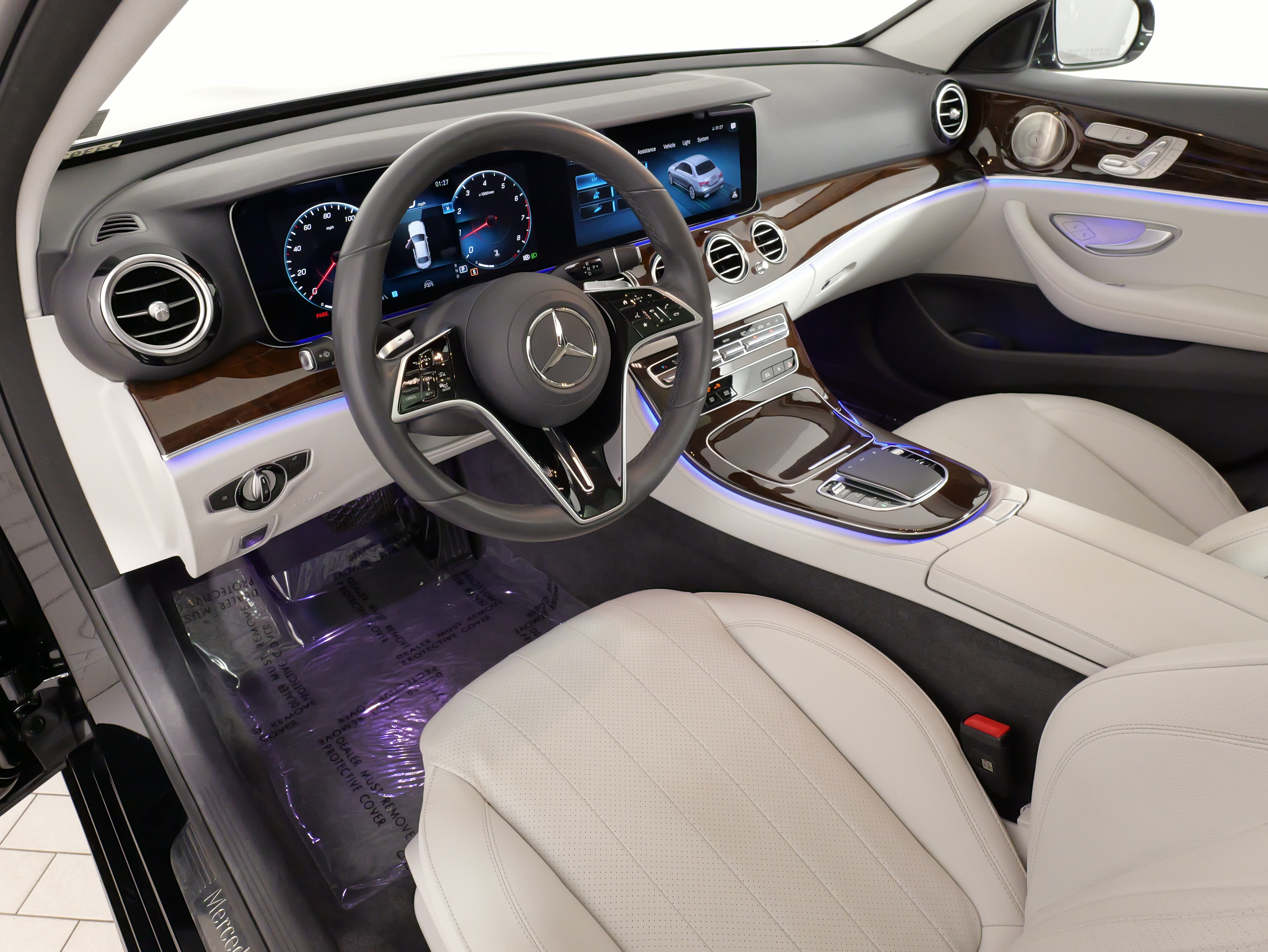 Used 2023 Mercedes-Benz E 350 4MATIC Sedan image 28