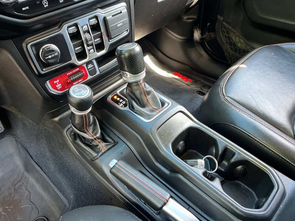 Used 2022 Jeep Gladiator Mojave w/ LED Lighting Group AWD/4WD image 20