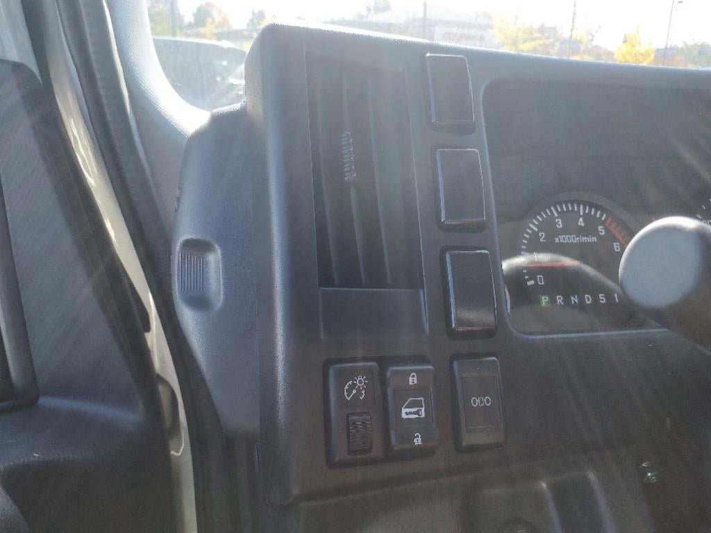 New 2025 Chevrolet Low Cab Forward image 13