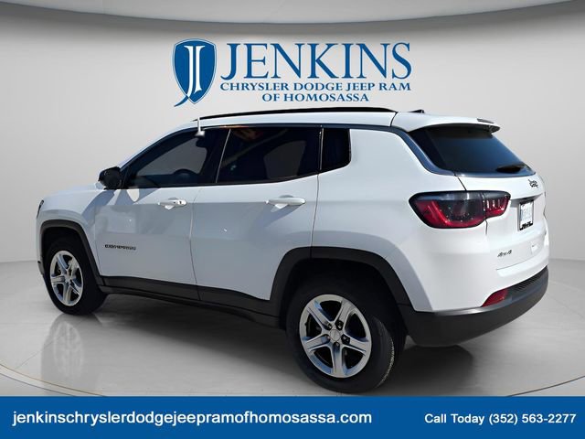 Certified 2024 Jeep Compass Latitude image 2