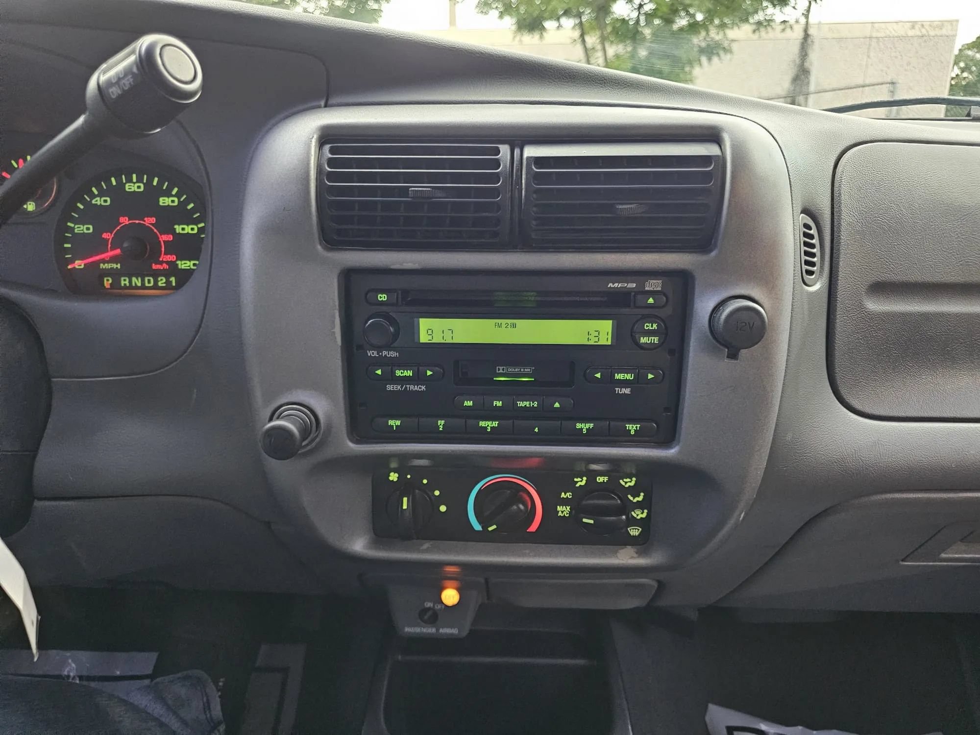 Used 2004 Ford Ranger 2WD SuperCab image 12
