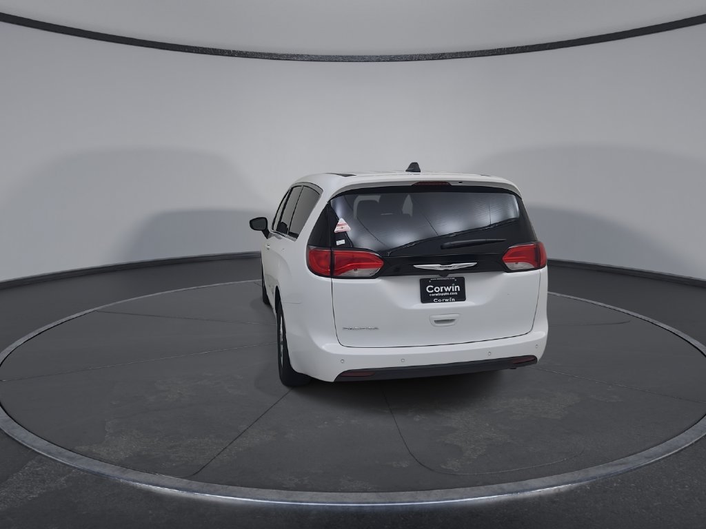 New 2027 Chrysler Pacifica LX FWD image 12