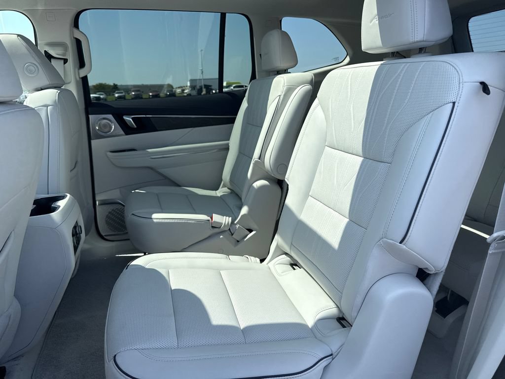 New 2027 Buick Enclave Avenir AWD/4WD image 31