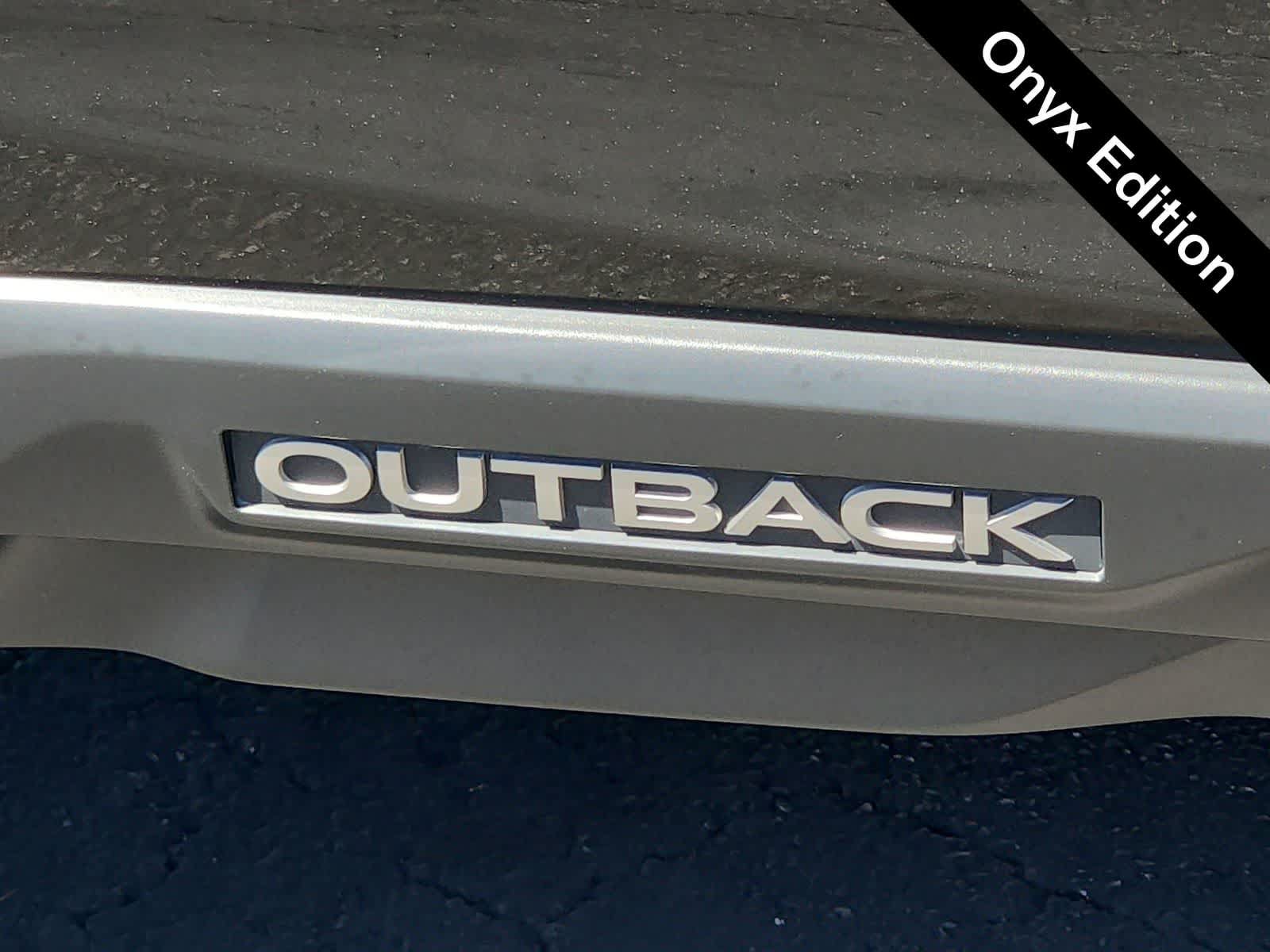 Used 2024 Subaru Outback Onyx Edition AWD/4WD image 11