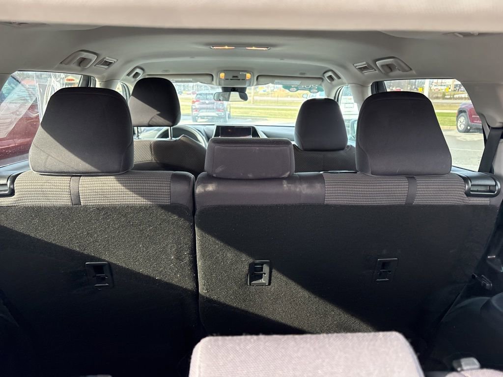 Used 2024 Toyota Highlander LE image 12