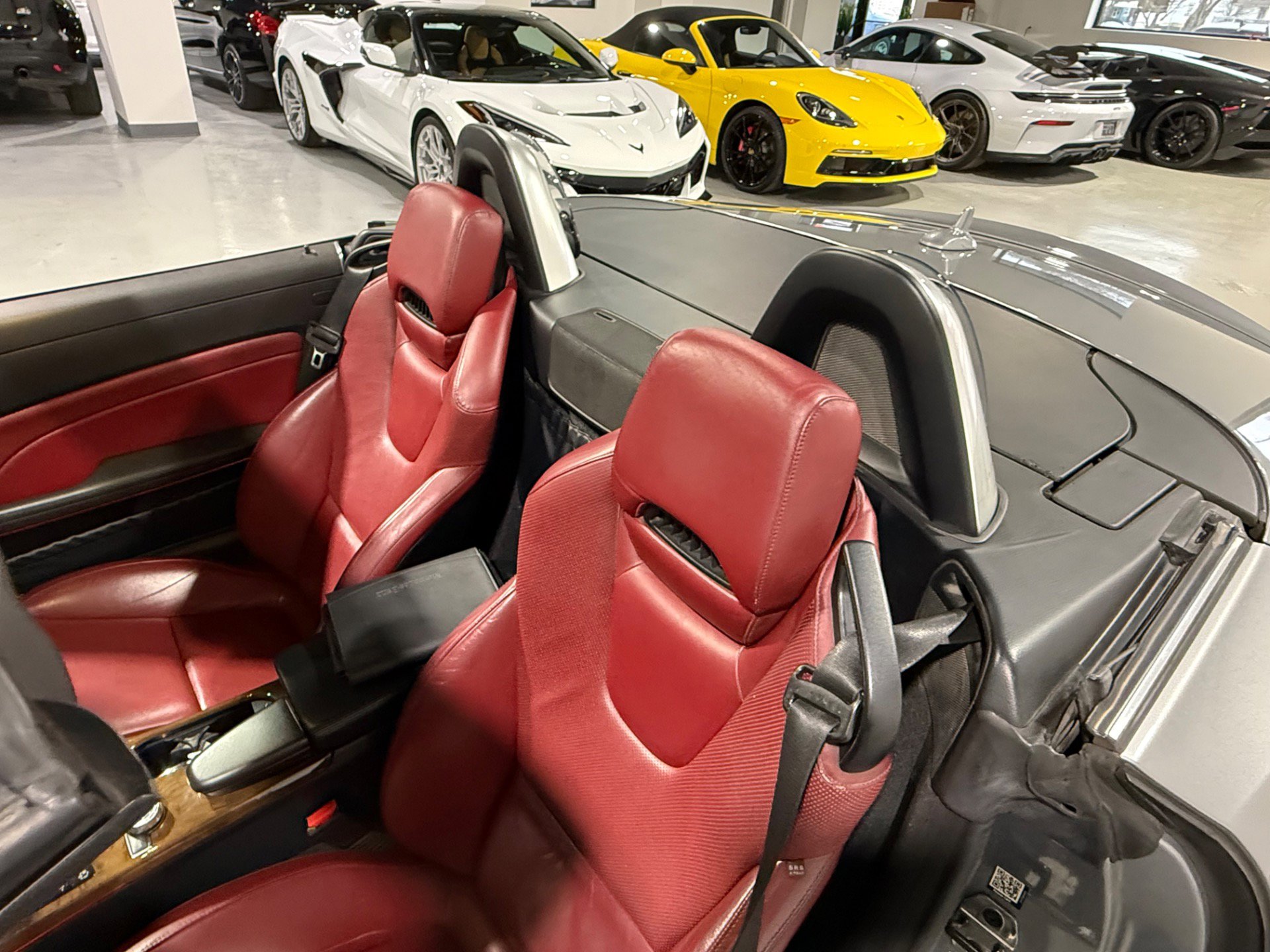 Used 2015 Mercedes-Benz SLK 350 image 28