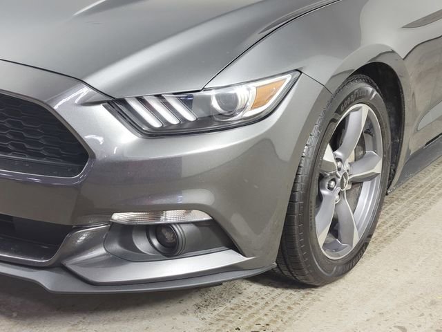 Used 2015 Ford Mustang Convertible w/ Equipment Group 051A image 9