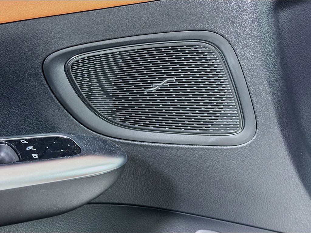 New 2026 Mercedes-Benz C 300 4MATIC Sedan image 20