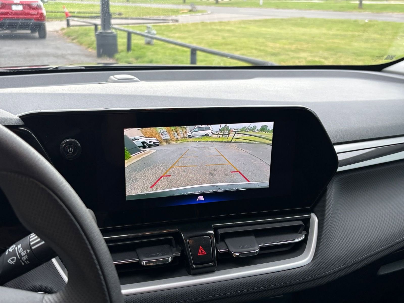 Used 2025 Chevrolet TrailBlazer LT FWD image 22