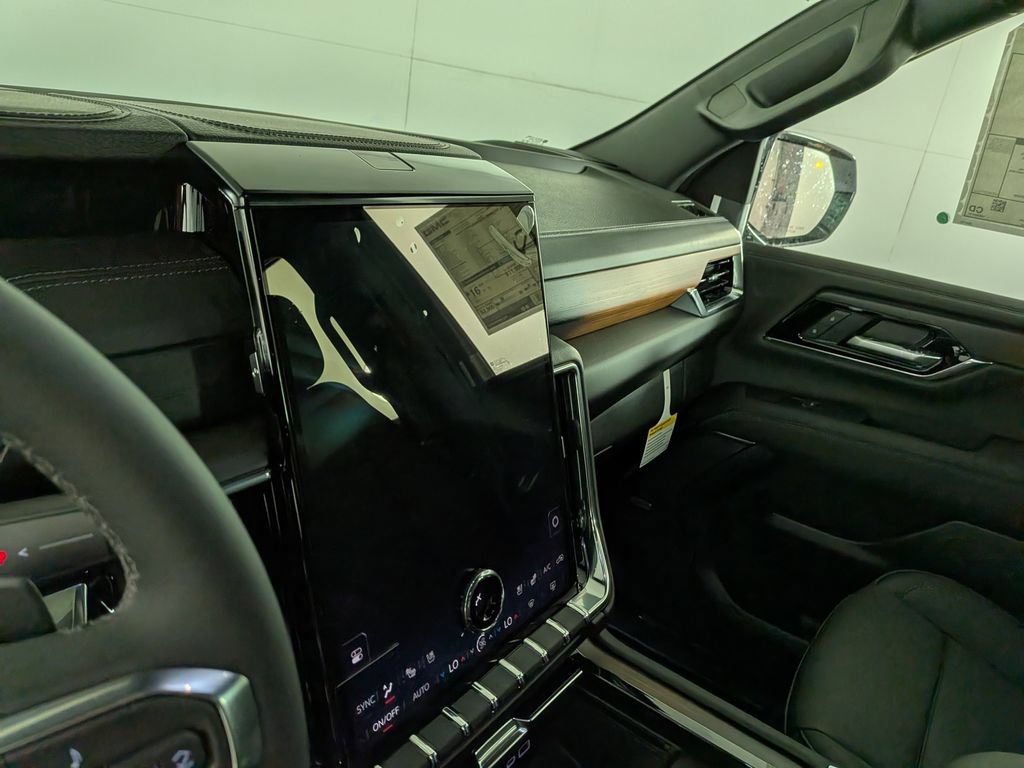 New 2026 GMC Yukon Denali AWD/4WD image 25