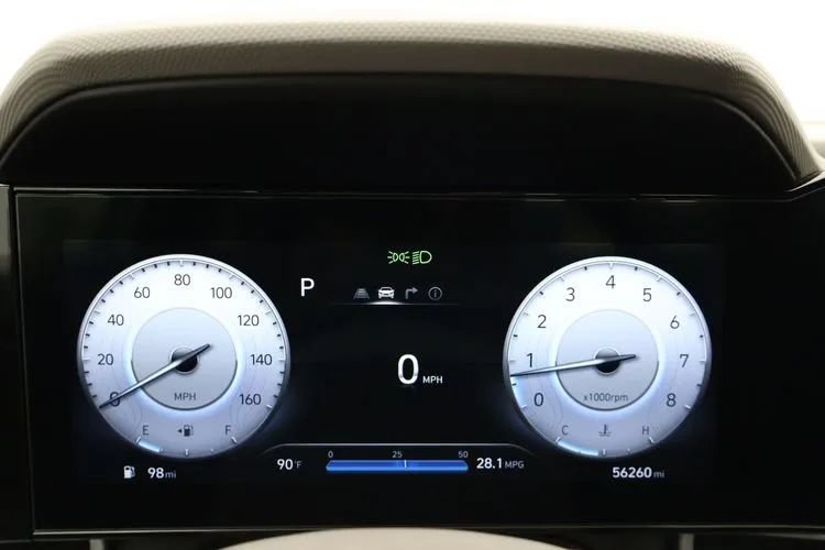 Used 2025 Hyundai Elantra SEL FWD image 27