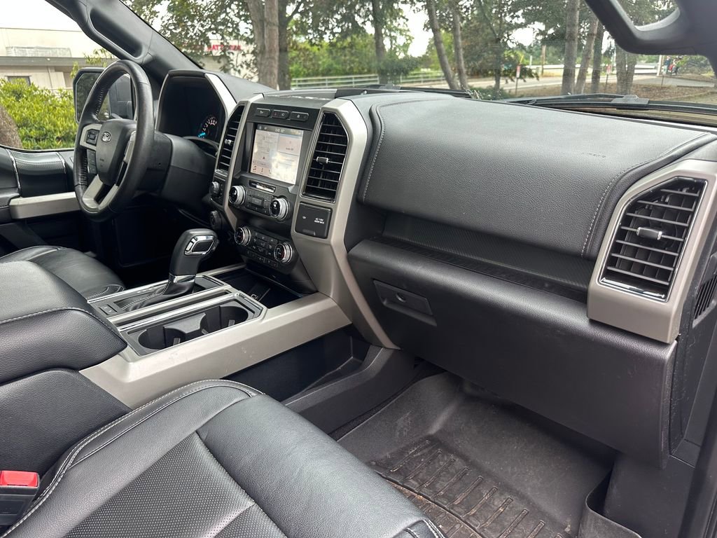 Used 2019 Ford F150 Lariat w/ Equipment Group 502A Luxury AWD/4WD image 20