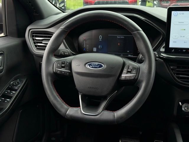 Used 2024 Ford Escape ST-Line w/ Tech Pack #1 AWD/4WD image 7