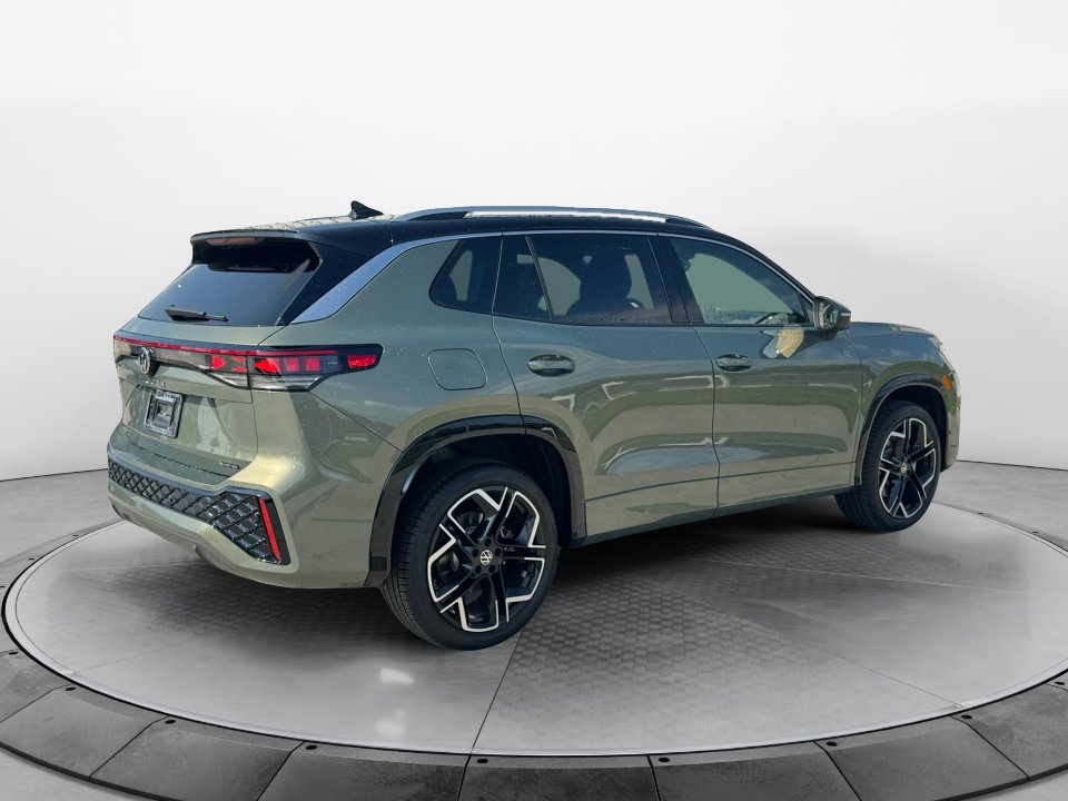 New 2026 Volkswagen Tiguan SEL R-Line AWD/4WD image 7