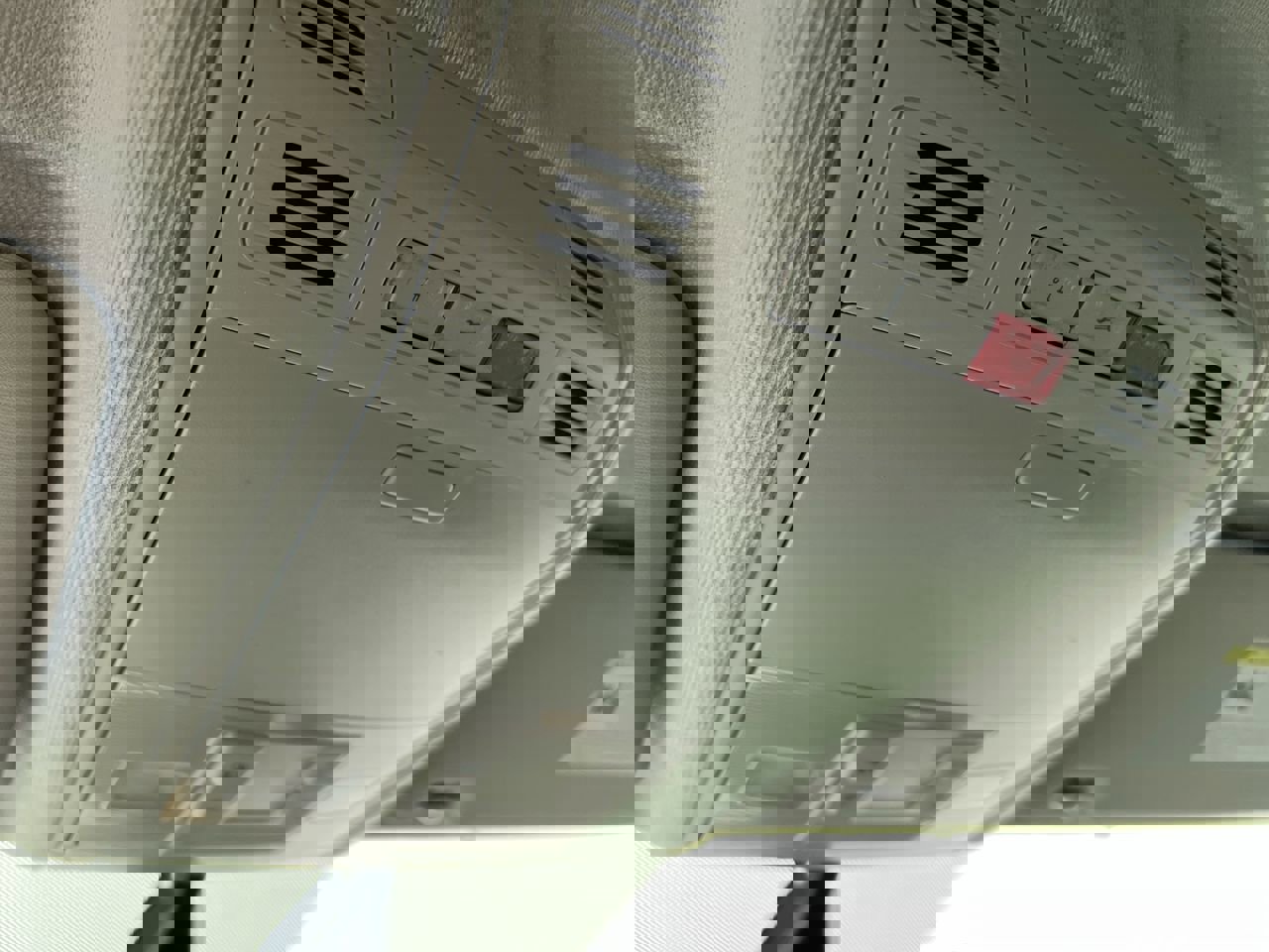 Used 2018 Volkswagen Tiguan SE image 20