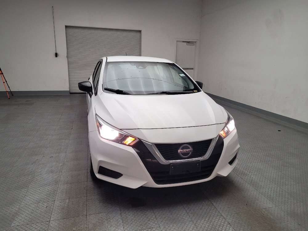 Used 2020 Nissan Versa S FWD image 14