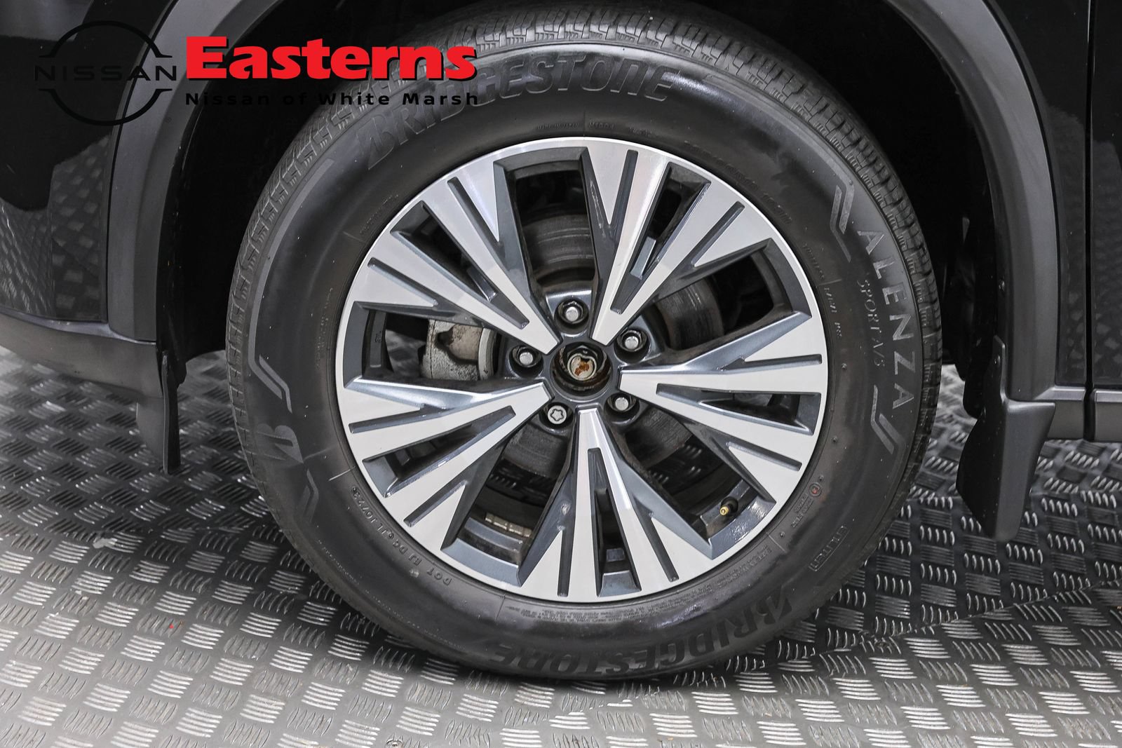 Used 2023 Nissan Rogue SV AWD/4WD image 32