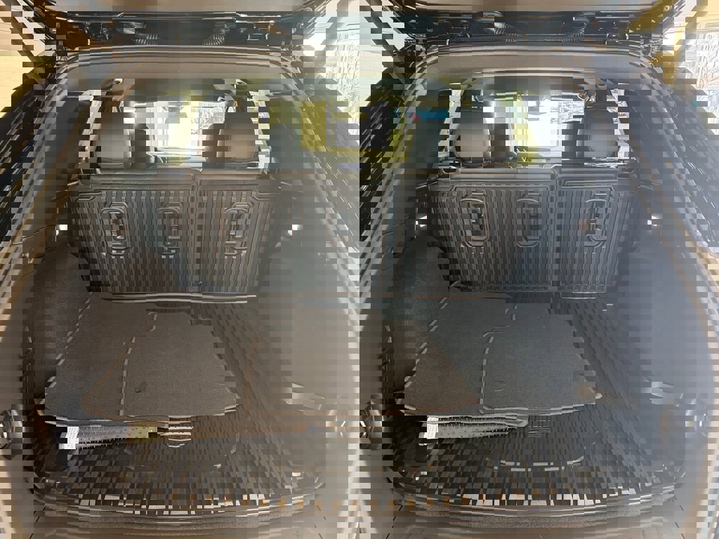 New 2026 Cadillac XT5 Luxury w/ LPO, Floor Liner Package AWD/4WD image 10