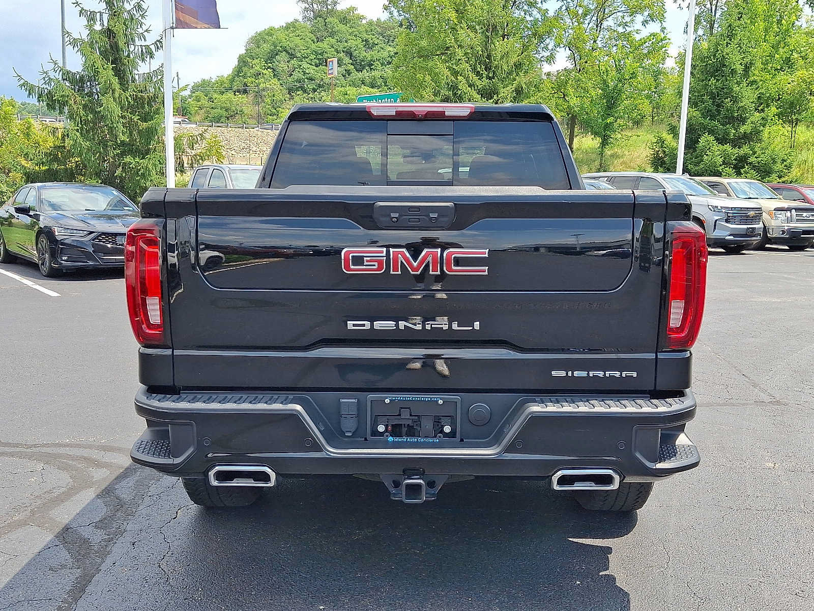 Used 2023 GMC Sierra 1500 Denali AWD/4WD image 5