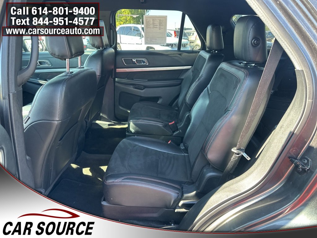 Used 2018 Ford Explorer XLT w/ Equipment Group 202A image 14