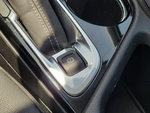 Used 2023 Buick Encore GX Select w/ Sport Touring Package FWD image 31