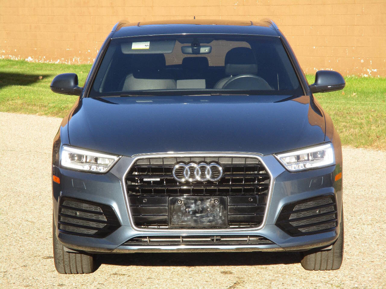 Used 2018 Audi Q3 2.0T Premium Plus w/ Premium Plus Package image 11
