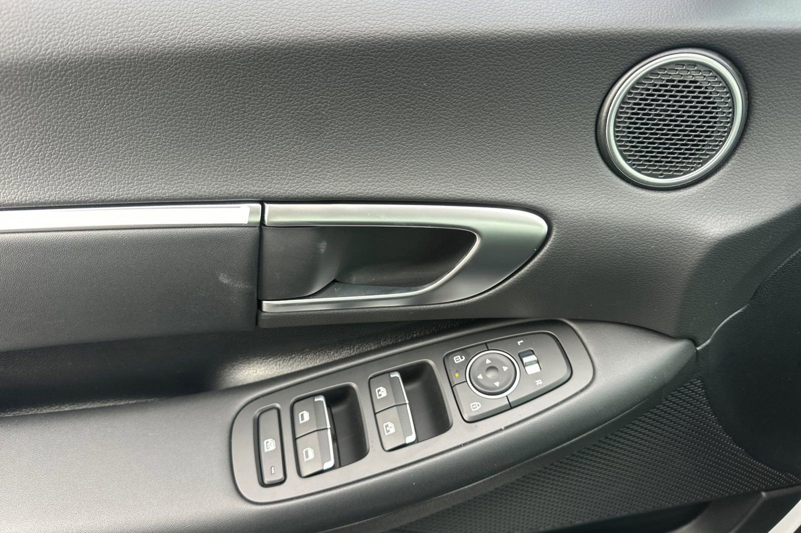 New 2025 Hyundai Sonata SEL image 11