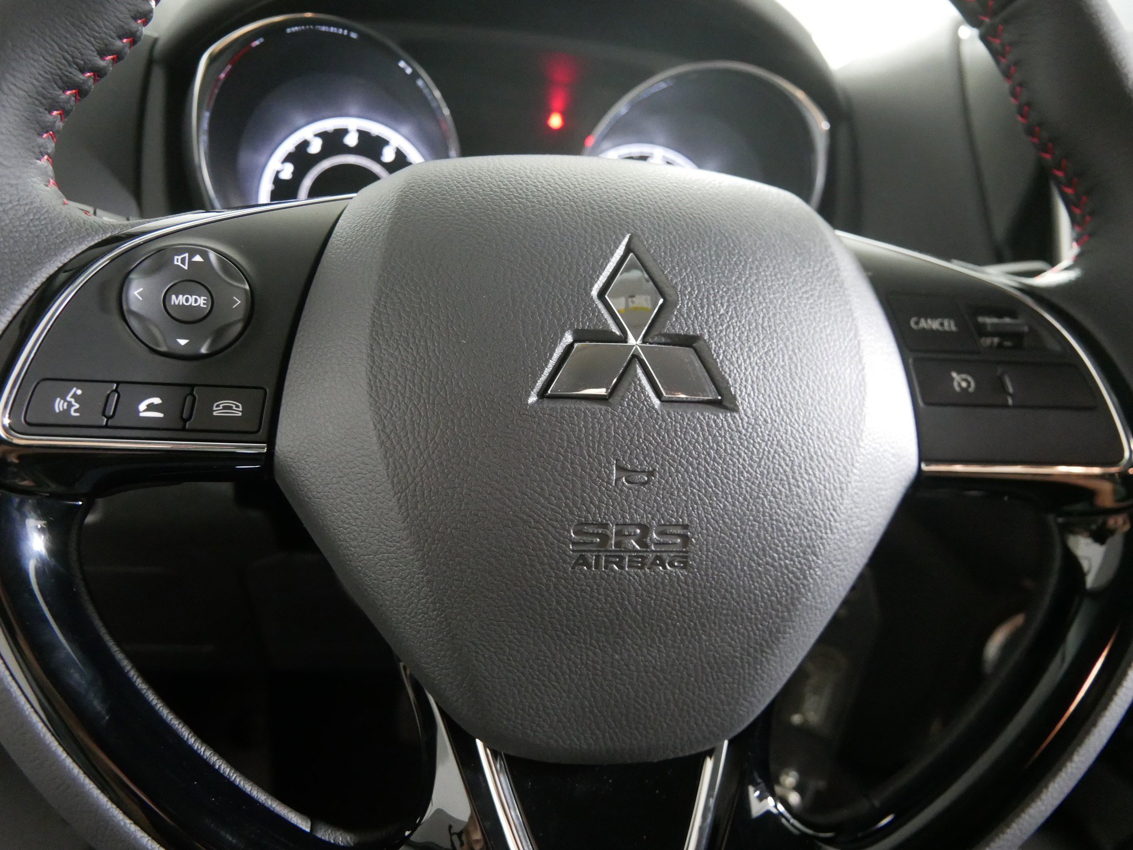 New 2025 Mitsubishi Outlander Sport LE image 8
