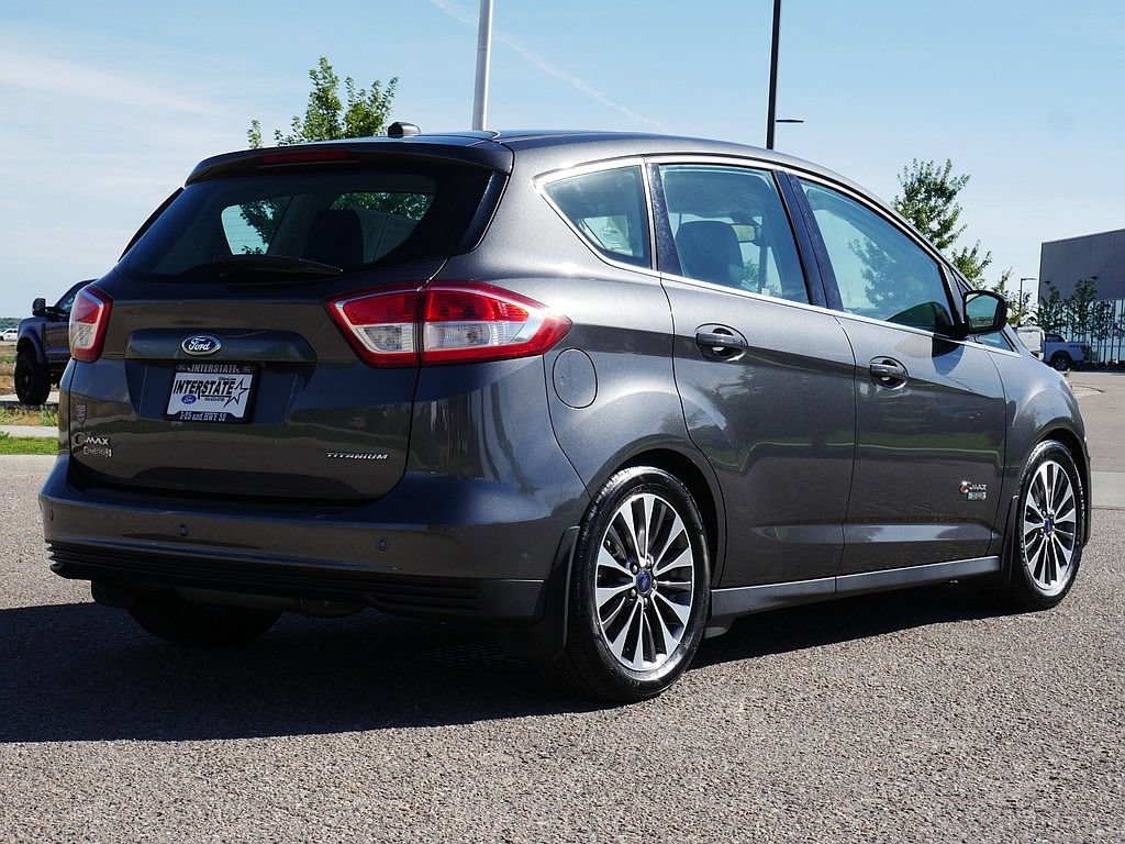 Used 2017 Ford C-MAX Energi Titanium w/ Equipment Group 501A FWD image 6