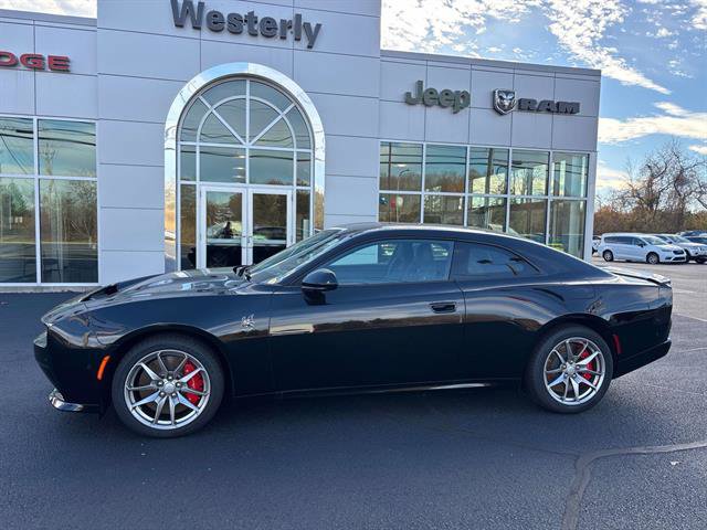 Used 2025 Dodge Charger Daytona Scat Pack w/ Track Pack AWD/4WD image 4