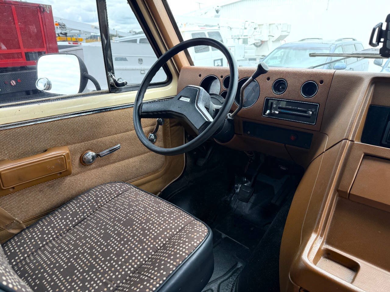 Used 1990 Chevrolet G30 Heavy-Duty Extended Sportvan RWD image 22