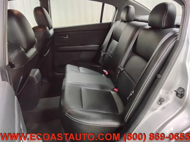 Used 2011 Nissan Sentra SE-R Spec V image 13