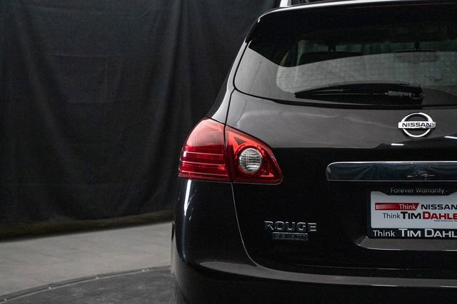 Used 2015 Nissan Rogue S w/ Convenience Package image 12