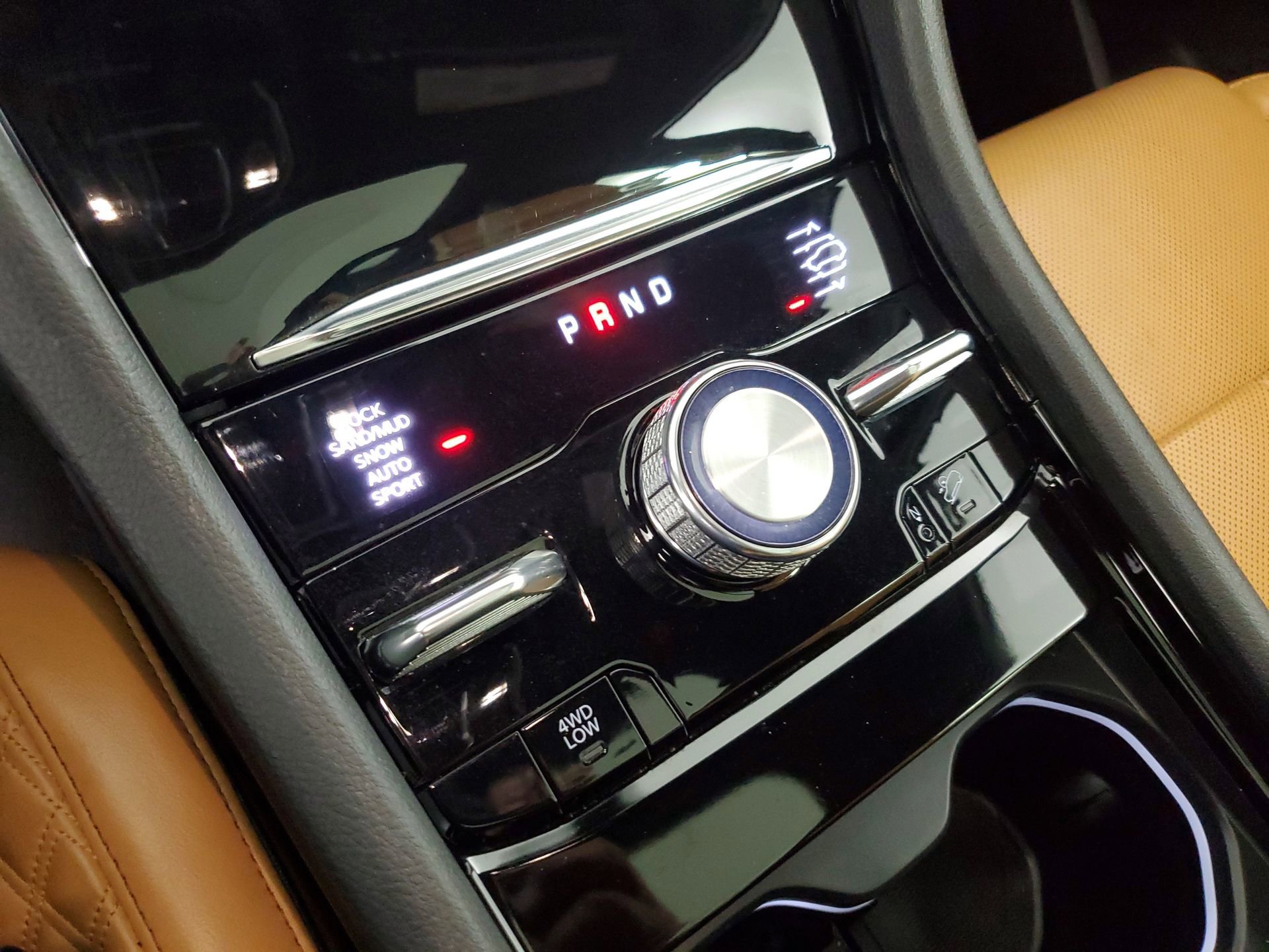 Used 2022 Jeep Grand Cherokee Summit w/ Advanced Protech Group IV image 39