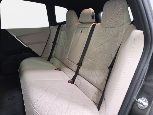 Certified 2024 BMW iX xDrive50 w/ Sport Package AWD/4WD image 11