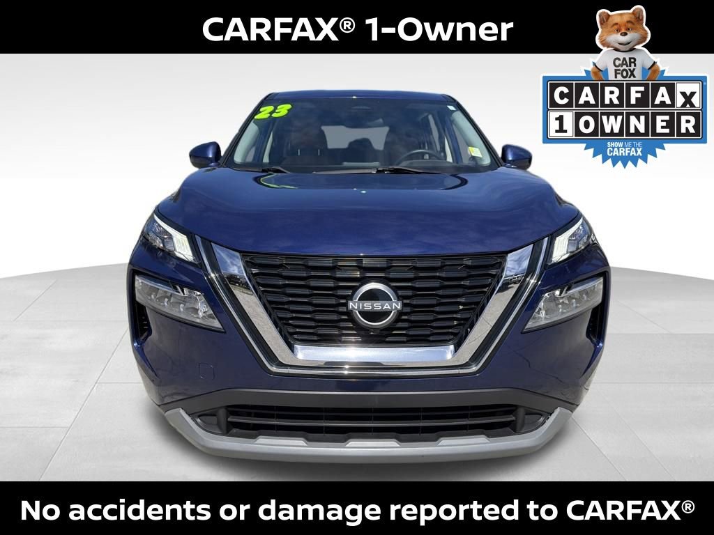 Certified 2023 Nissan Rogue SV image 2