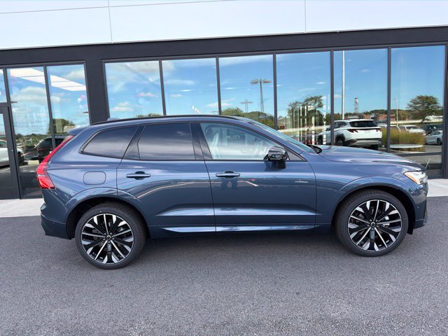 New 2027 Volvo XC60 B5 Ultra AWD/4WD image 2