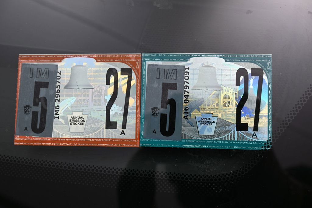 Used 2019 Dodge Charger SXT AWD/4WD image 9