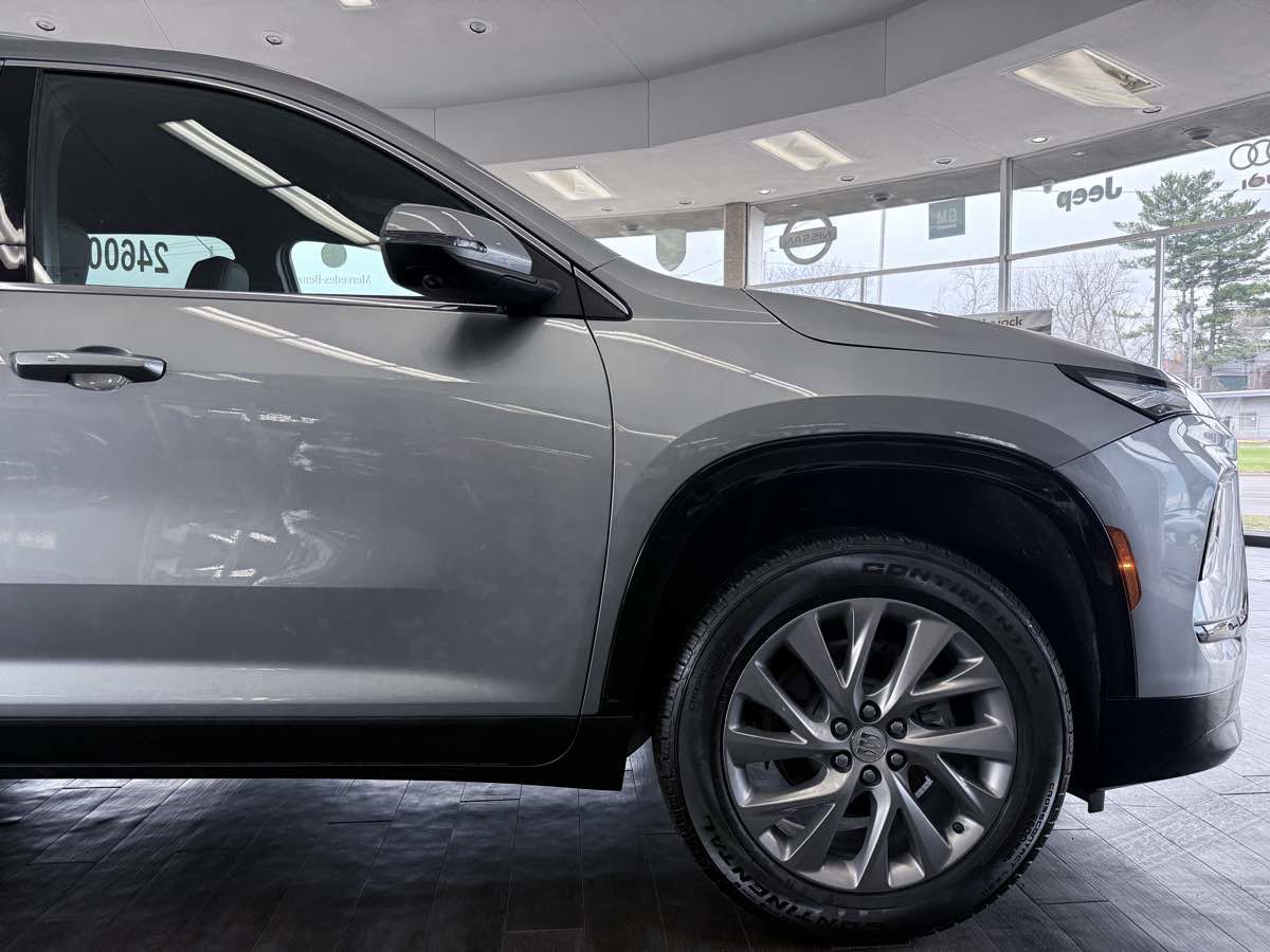 Used 2026 Buick Enclave Preferred FWD image 7