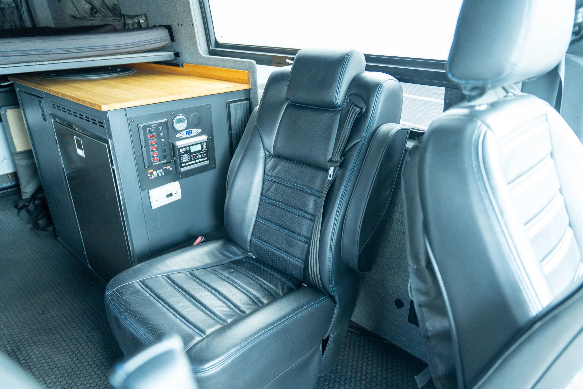 Used 2019 Mercedes-Benz Sprinter 4x4 144 image 25